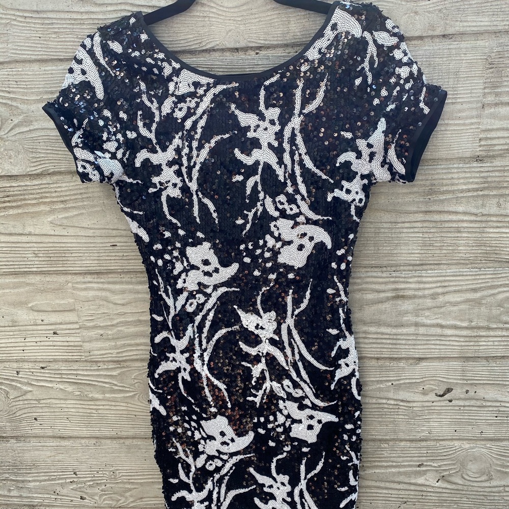 Sequin dress S